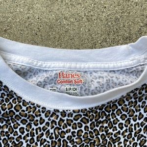 hanes cheetah print t